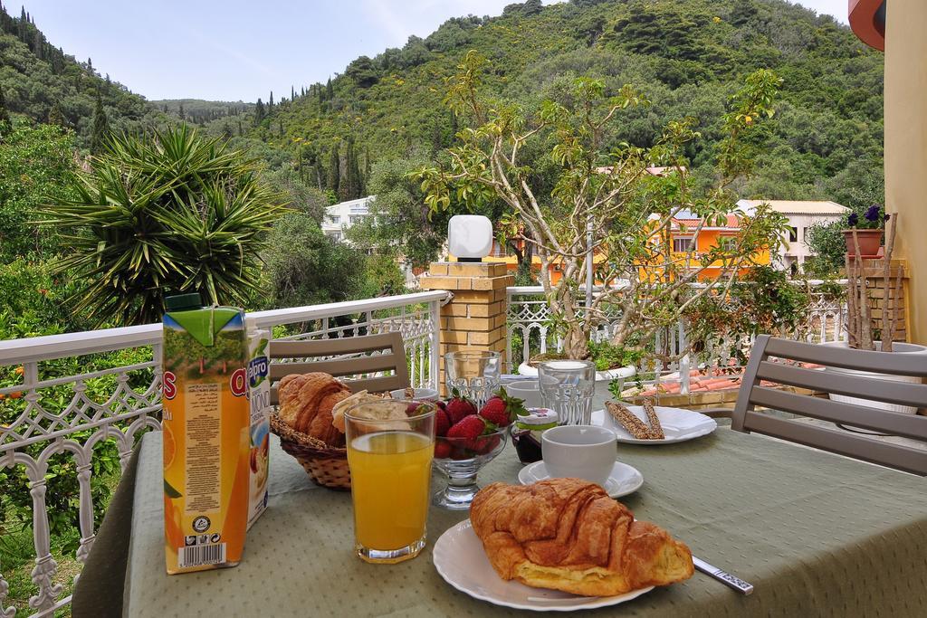 Apartament Rolandos
